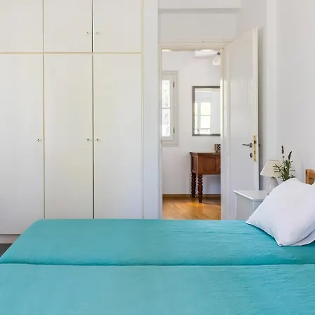 Rodia With Swimming Pool On Island 斯科派洛斯