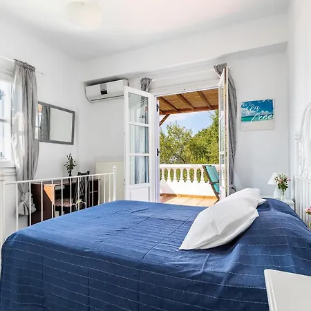 Villa Rodia With Swimming Pool On Island *