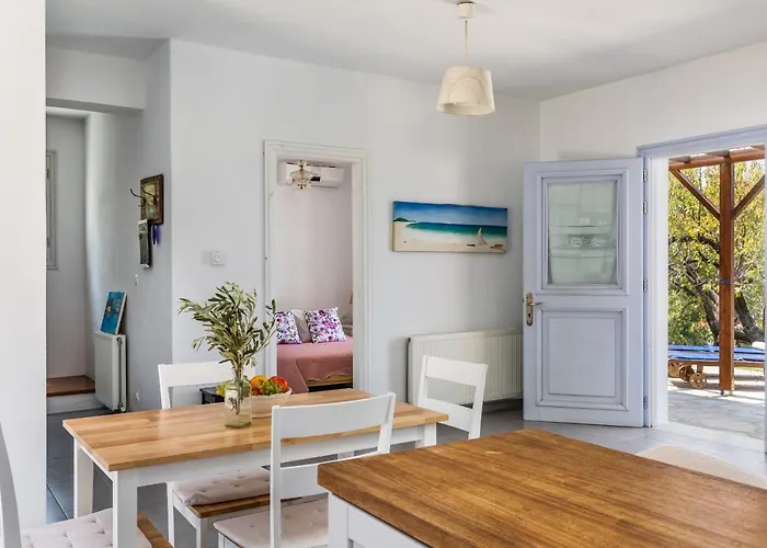 Villa Rodia With Swimming Pool On Island *