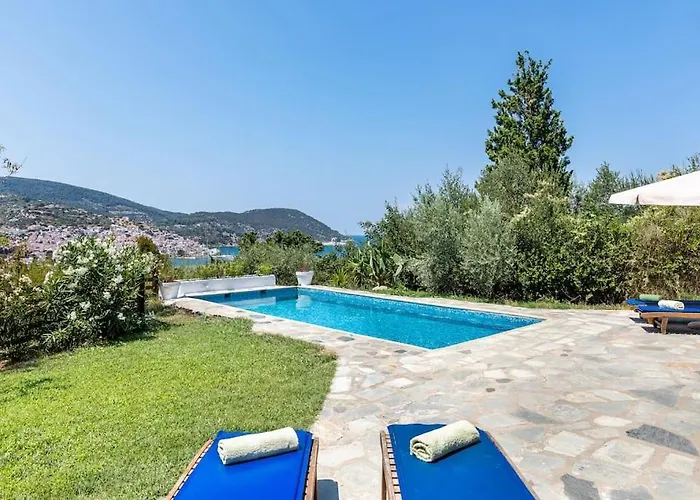 Rodia With Swimming Pool On Island Skopelos Town