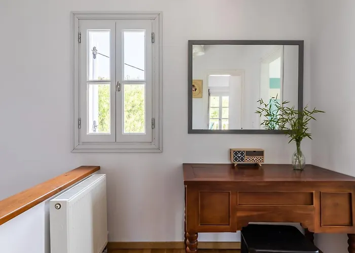 Βίλα Rodia With Swimming Pool On Island